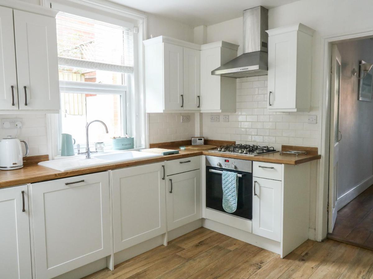 Elm Villa Wareham Extérieur photo