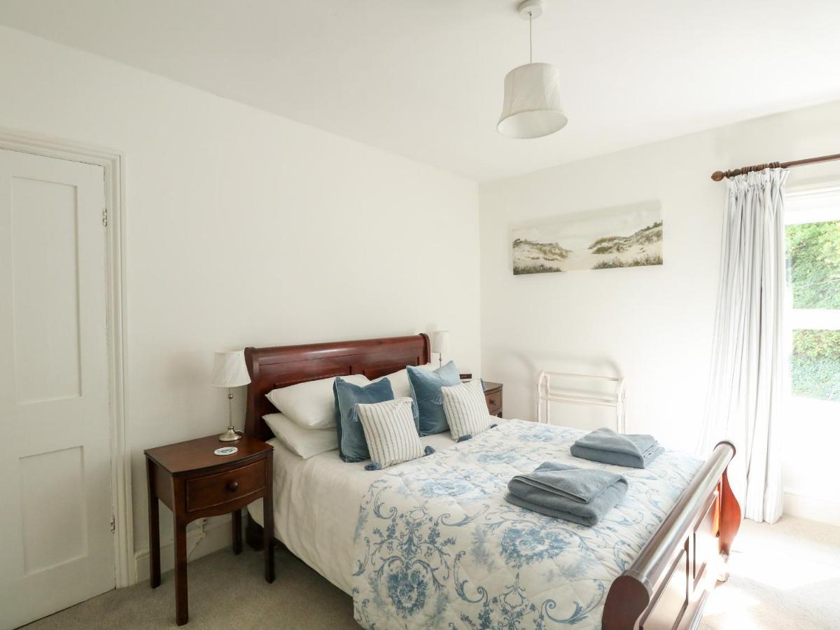 Elm Villa Wareham Extérieur photo