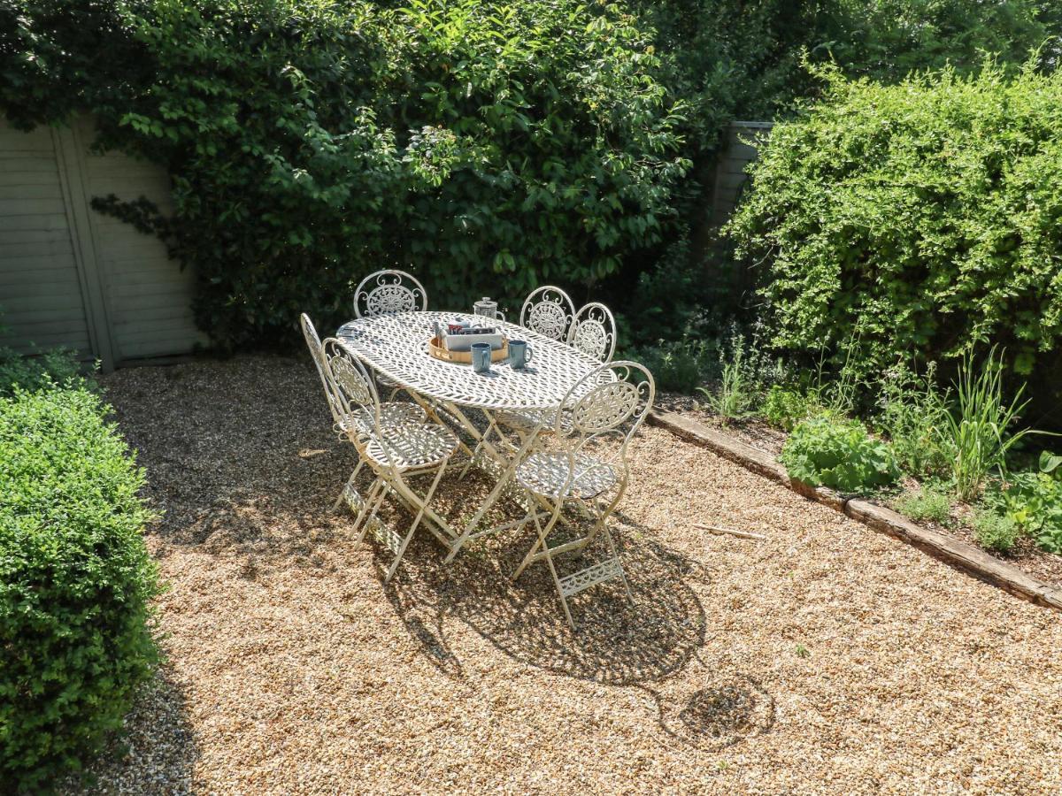 Elm Villa Wareham Extérieur photo